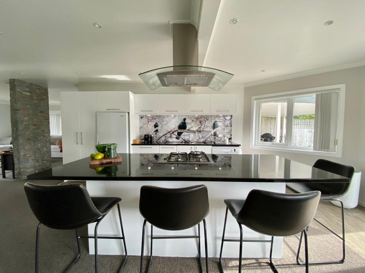 The Great Escape, Luxury Waterfront, Hottub Villa Whitianga Exterior foto